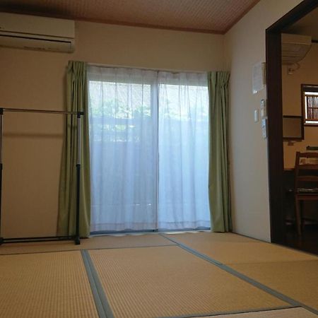 桃山ゲストハウス おかだ Kyoto Bagian luar foto