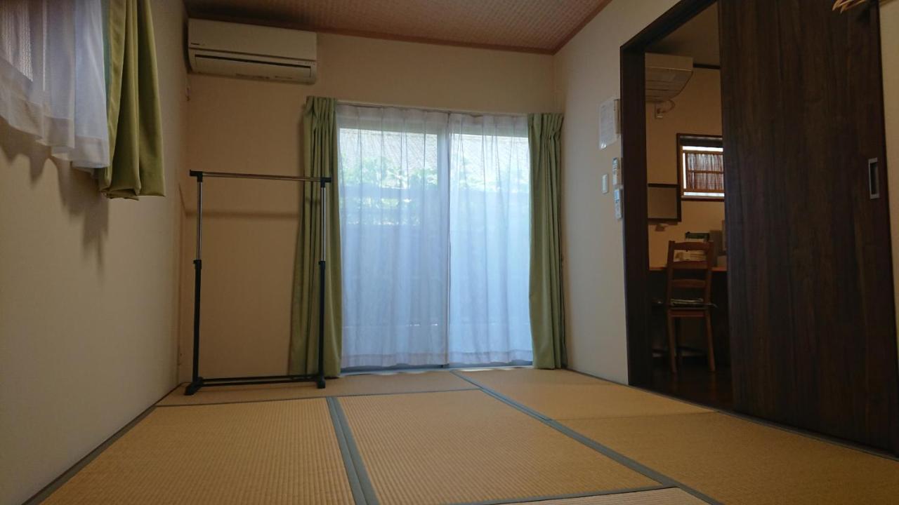 桃山ゲストハウス おかだ Kyoto Bagian luar foto